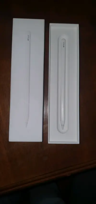 Apple Pencil de segunda generación en caja - miniatura 1