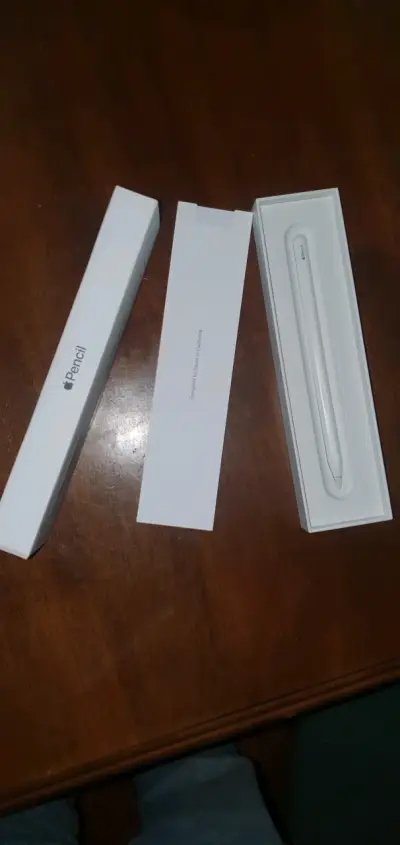 Apple Pencil de segunda generación en caja - miniatura 4