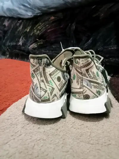 Zapatillas deportivas con diseño de billetes polo - miniatura 3