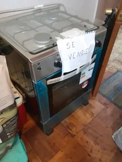 Cocina a gas Sindelen con horno - miniatura 1