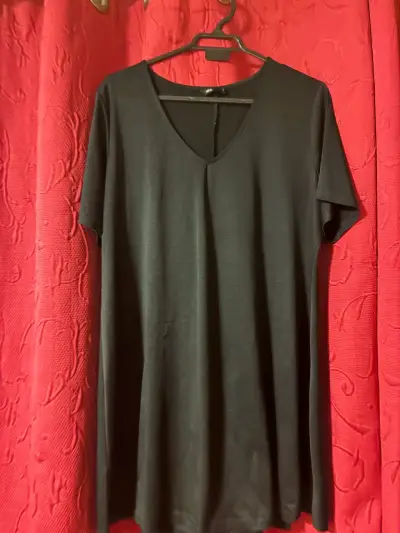 Ropita negra desde la M y precios desde $4000 - miniatura 1