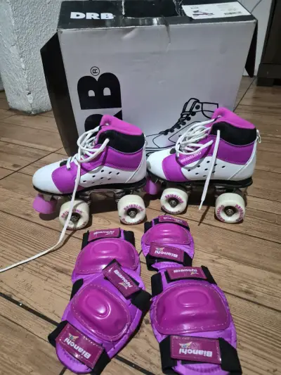 Patines de cuatro ruedas DRB con protecciones - miniatura 1