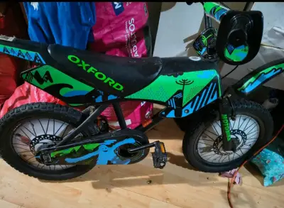 Bicicleta infantil Oxford verde y negra - miniatura 1