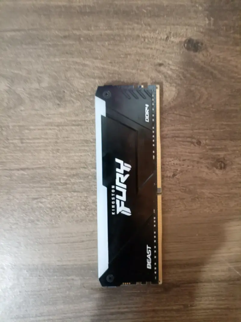 Memoria RAM Kingston Fury Beast DDR4 8GB - 2