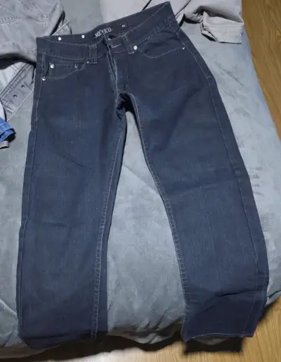 Lote de 7 jeans para hombre en varios colores - miniatura 4