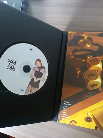 Álbum de música 'Yes or Yes' de Twice Ver A - miniatura 2