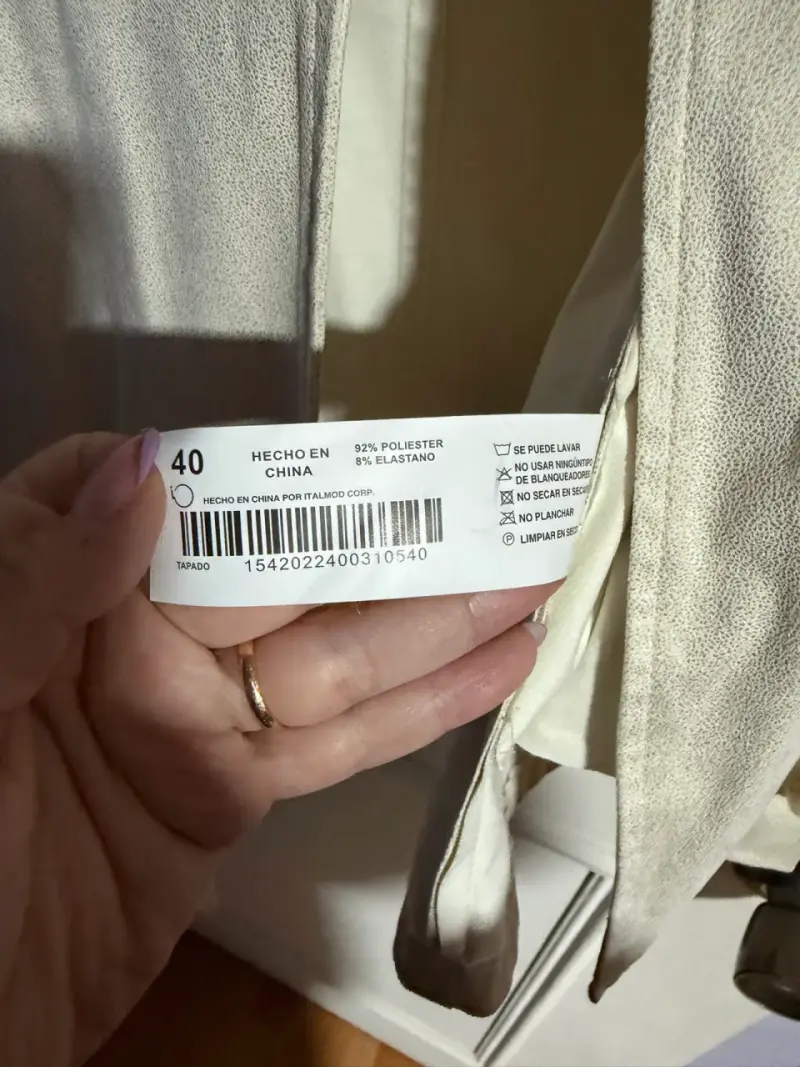 Tapado beige con cinturón para mujer - 3