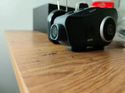 Cámara de Seguridad casco de moto - miniatura 1