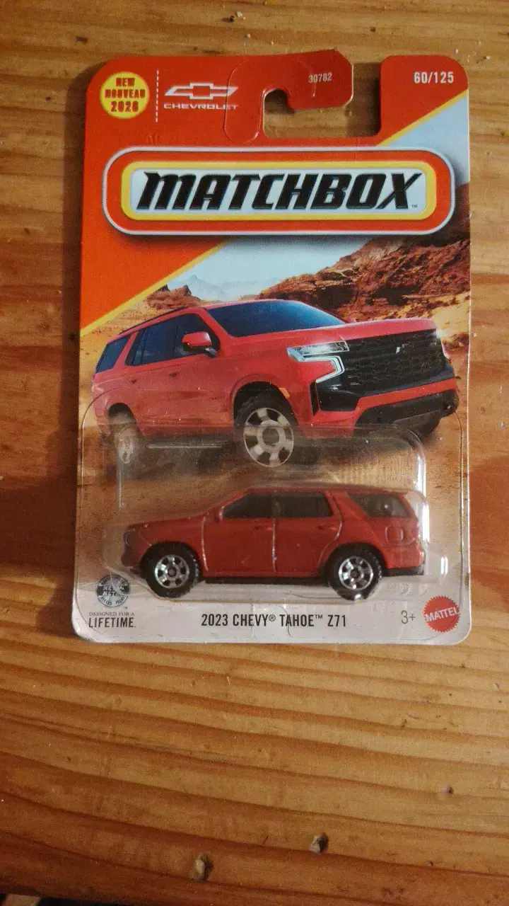 Auto de juguete Matchbox 2023 Chevy Tahoe Z71