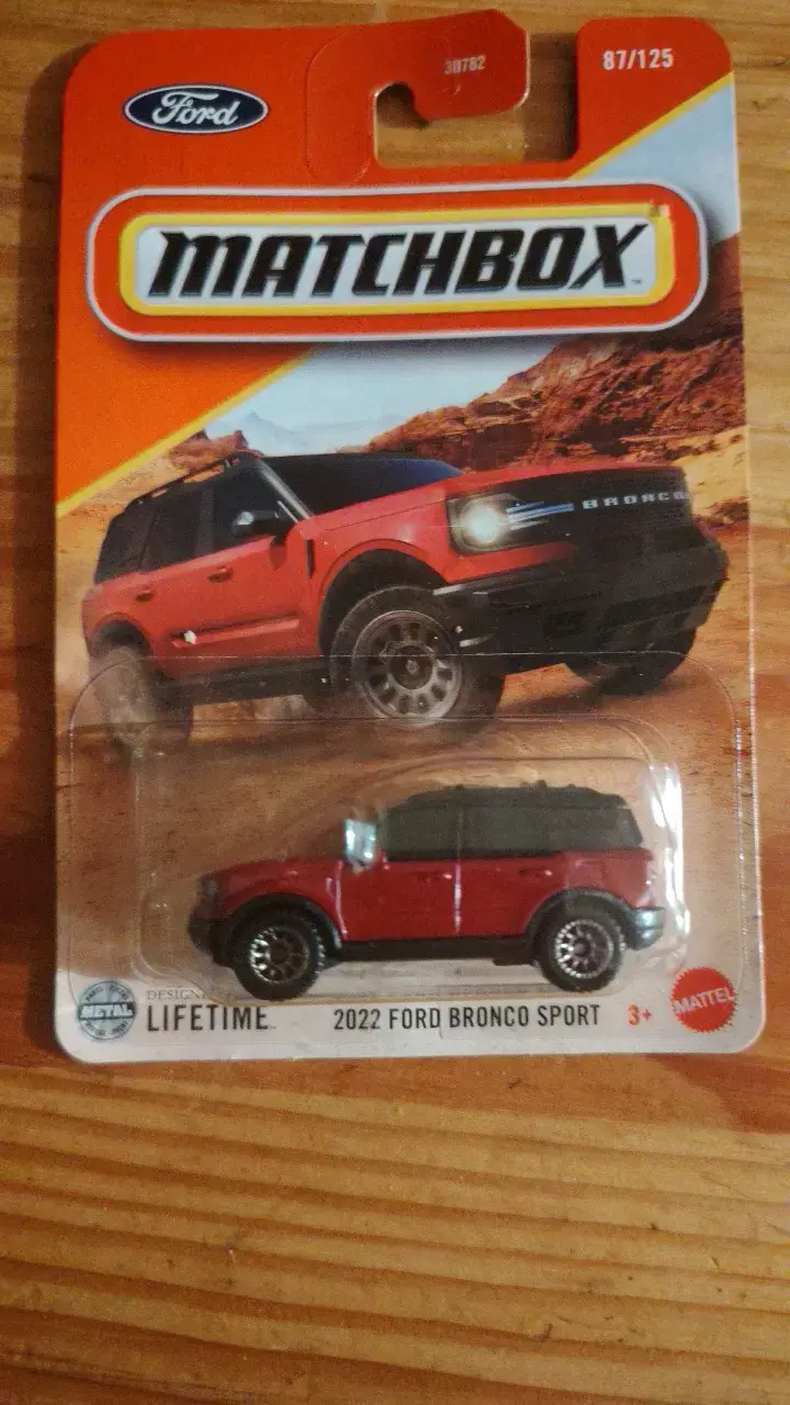 Auto de juguete Matchbox Ford Bronco Sport 2022