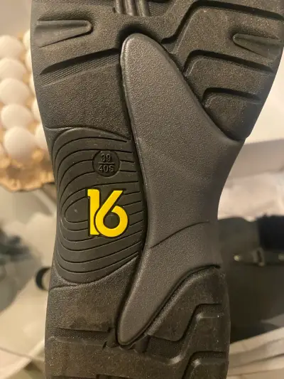 Botines de cuero negro talla 39 - miniatura 2