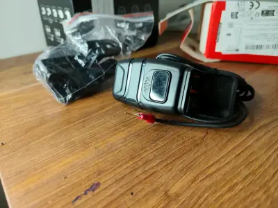 Cargador para moto  doble puerto USB - miniatura 1
