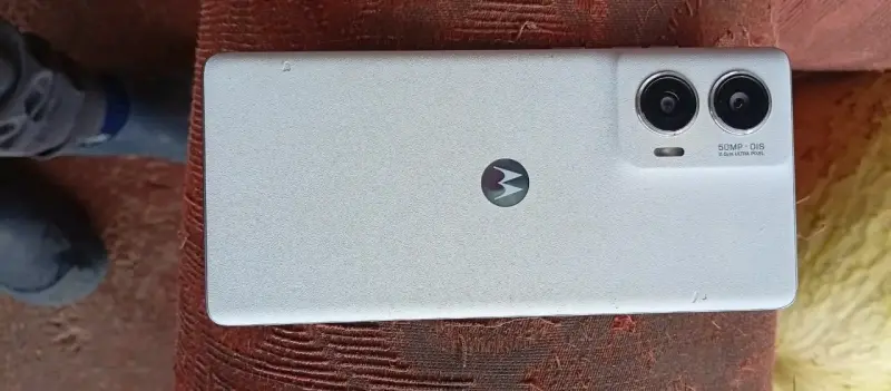 Smartphone Motorola con cámara 50MP - 4