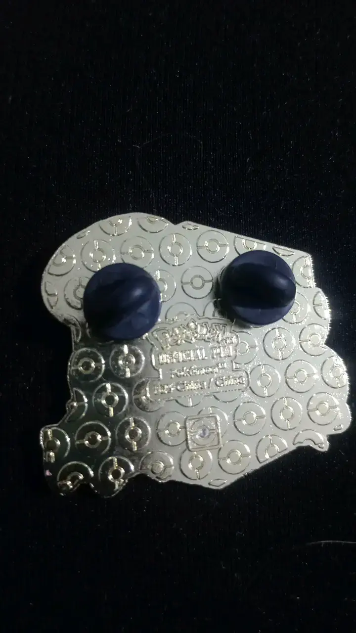 Pin coleccionable Pokémon con personajes - 2