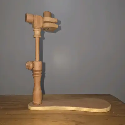 Porta bastidor bordado - miniatura 1
