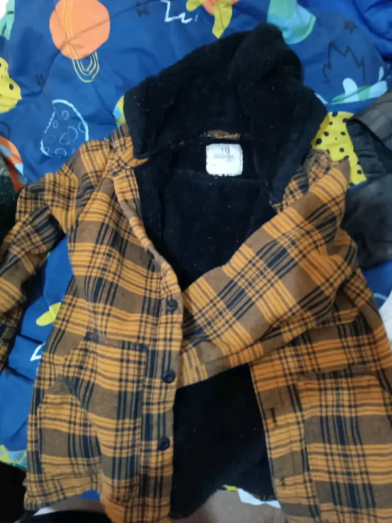 Chaqueta de niño a cuadros con forro polar - 2