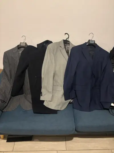 Conjunto de trajes formales para hombre - miniatura 1