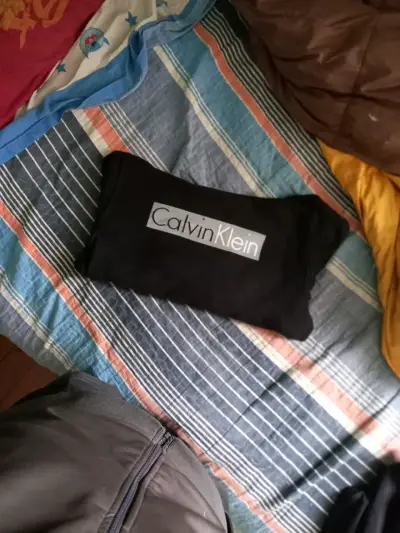 Polerón negro Calvin Klein para hombre - miniatura 1