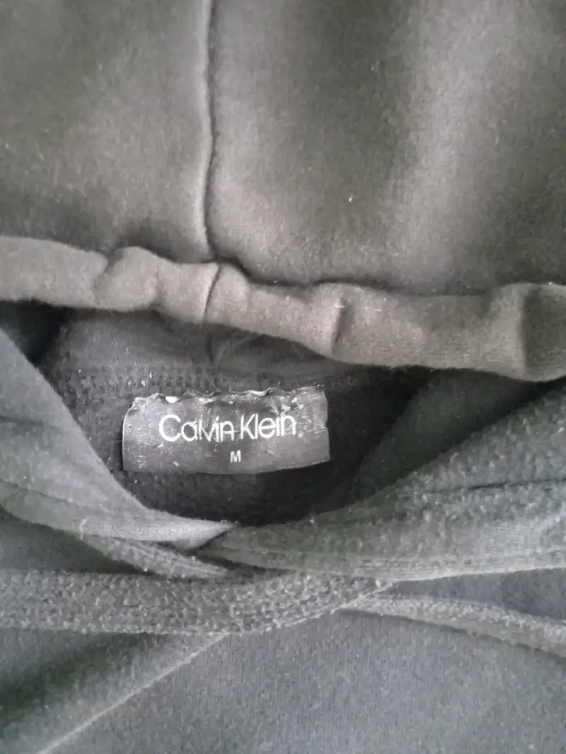 Polerón negro Calvin Klein para hombre - 2