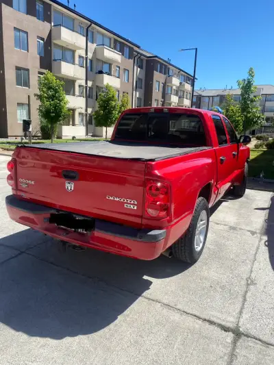 Vendo Camioneta Dodge Dakota 2011 - miniatura 2