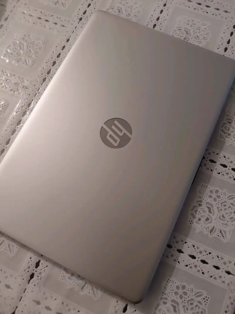 Laptop HP 15.6 pulgadas Intel Core i5 - 2