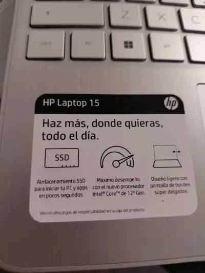Laptop HP 15.6 pulgadas Intel Core i5 - miniatura 3