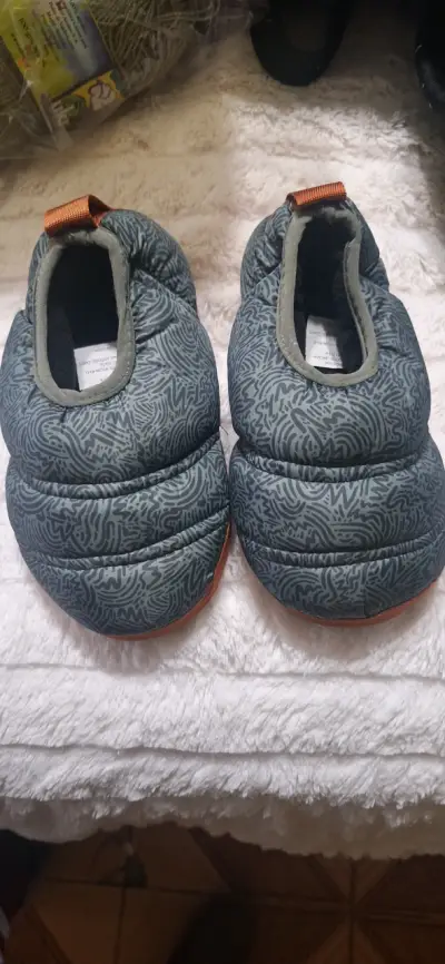 Pantuflas acolchadas Atakama Kids para niños - miniatura 1