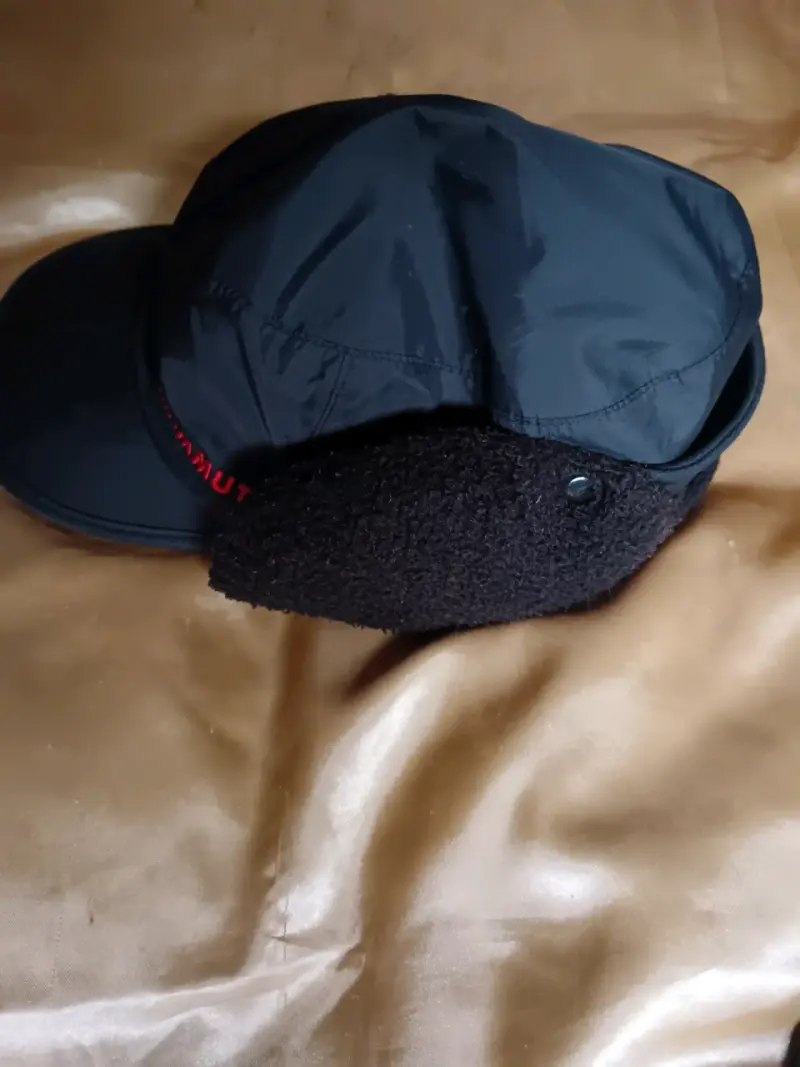 Gorro de invierno negro Mammut con orejeras - 5