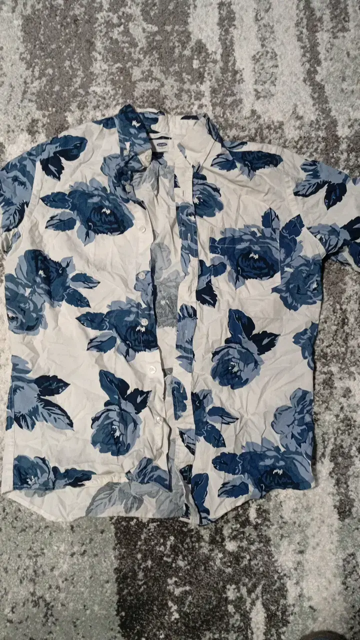 Camisa floreada azul para hombre Old Navy