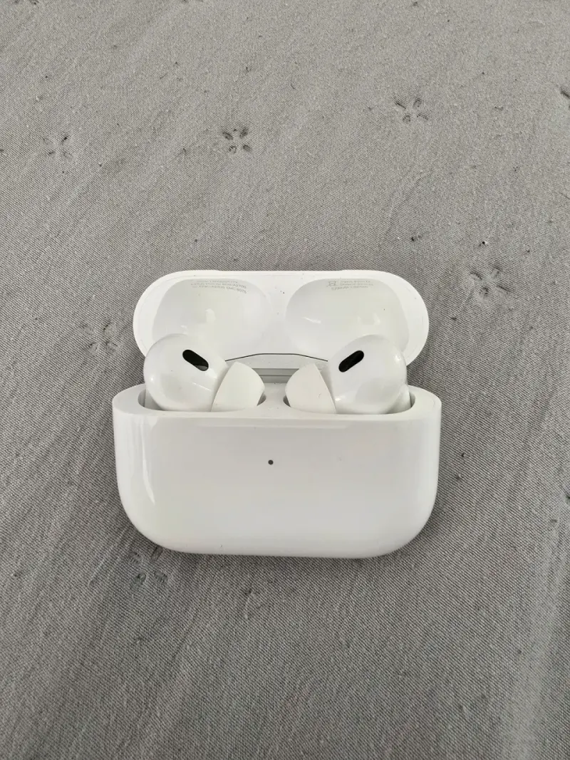 Airpods pro 2 generacion - 1