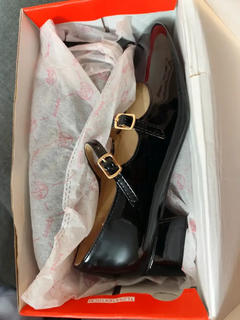 Zapatos de charol negro con hebillas Weide talla 39 - 2