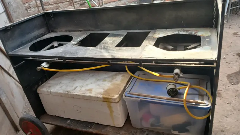 Carro de Comida Rápida con Quemadores a Gas - 2