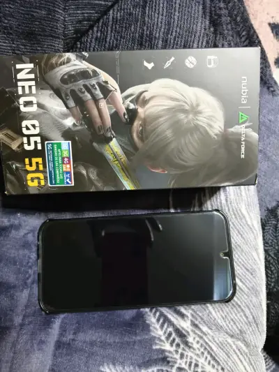 Smartphone Nubia Neo 5G con Controlador Gamepad - miniatura 1