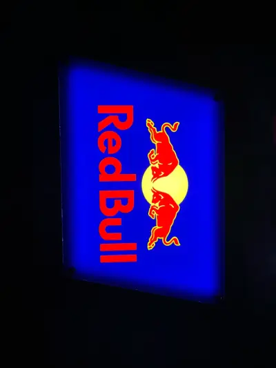 Letrero luminoso Red Bull para decoración - miniatura 2