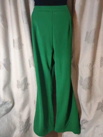 Pantalones verdes de pierna ancha para mujer - miniatura 2