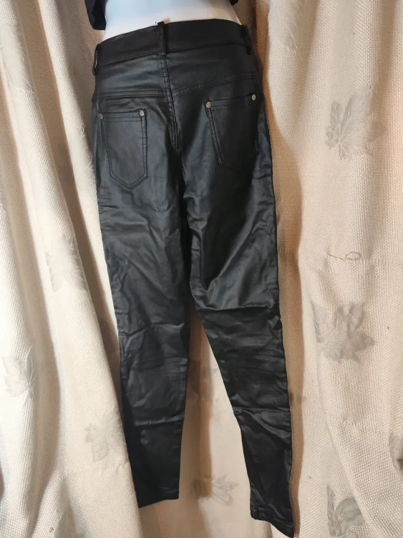 Pantalones de cuero sintético negro para mujer - 2