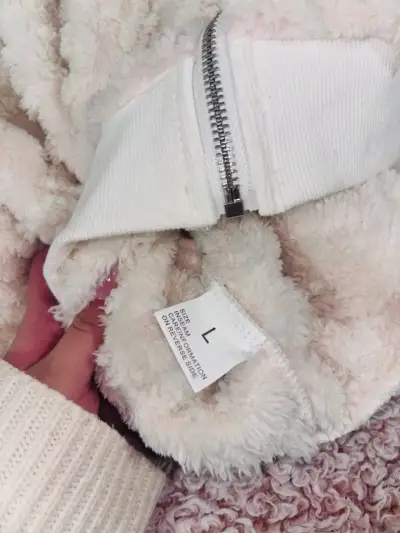 Chaqueta de felpa con capucha y cierre - miniatura 3