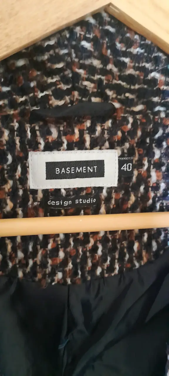 Abrigo de lana Basement diseño elegante - 2