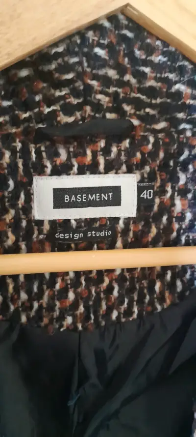 Abrigo de lana Basement diseño elegante - miniatura 2