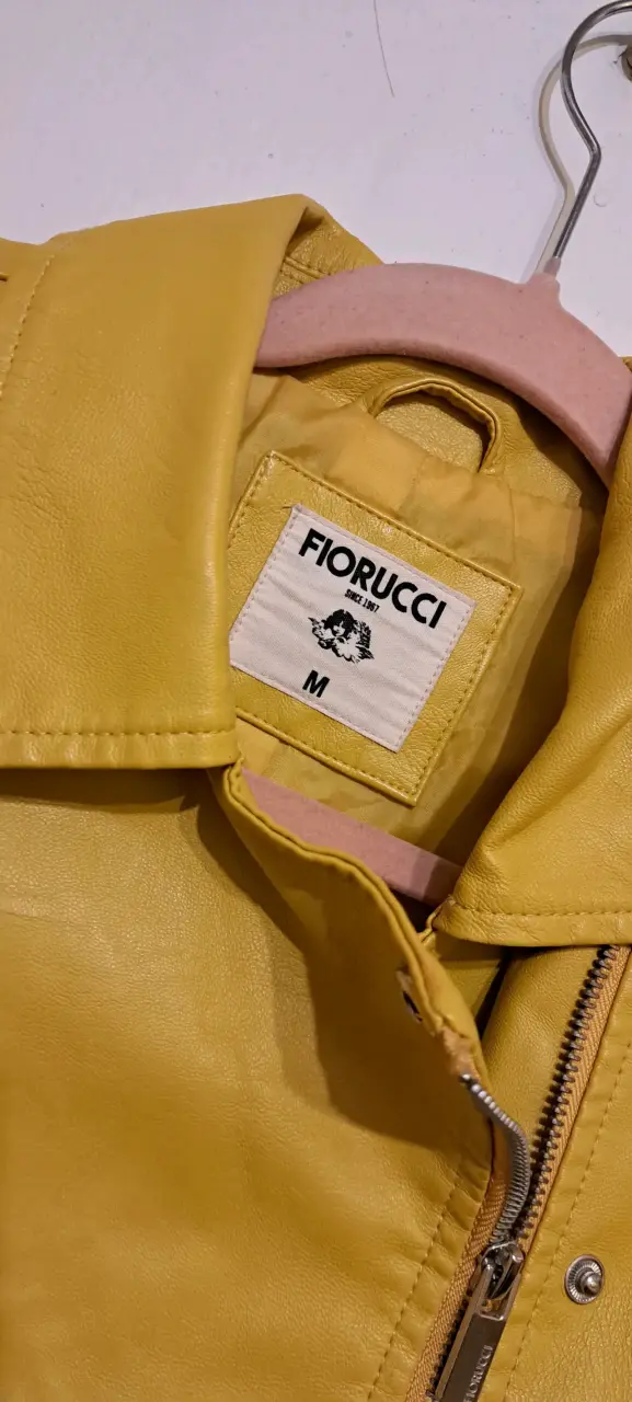 Chaqueta de cuero amarilla Fiorucci talla M - 2