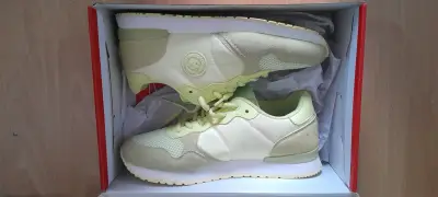 Zapatillas DEPORTIVAS XTI color verde talla 38 - miniatura 1