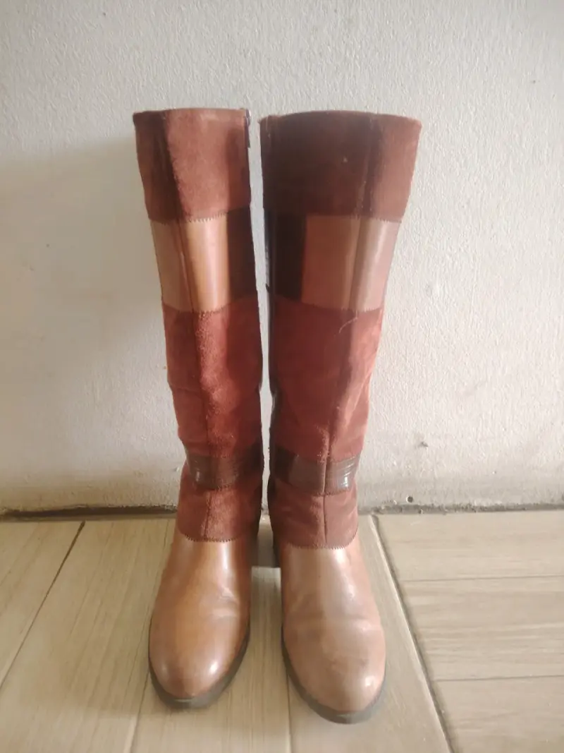 Botas Clarks de cuero y gamuza marrón - 1