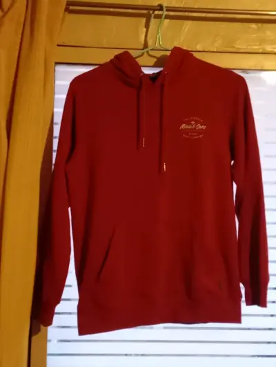 Polerón rojo Maui & Sons con capucha talla 14 - miniatura 1