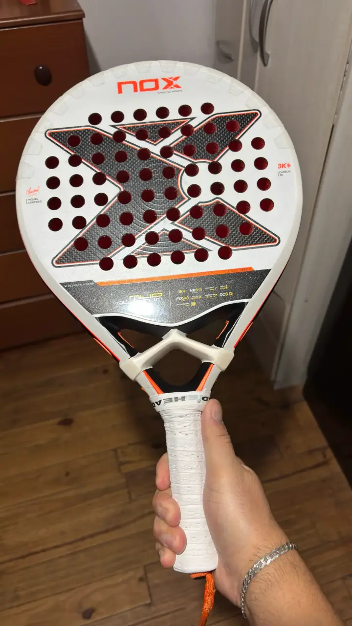 Pala de pádel Nox ML10 Quantum con funda - 2
