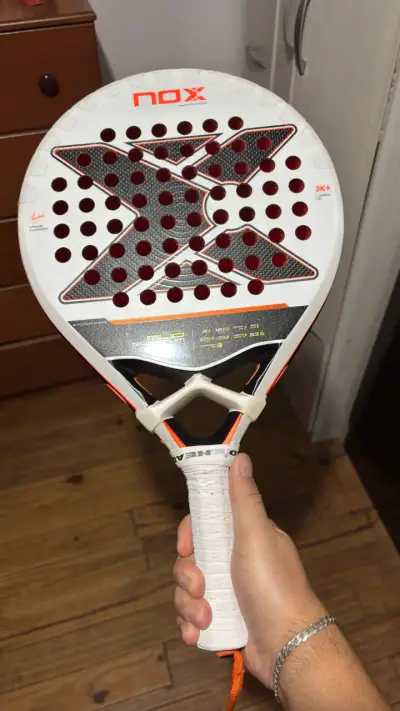 Pala de pádel Nox ML10 Quantum con funda - miniatura 2