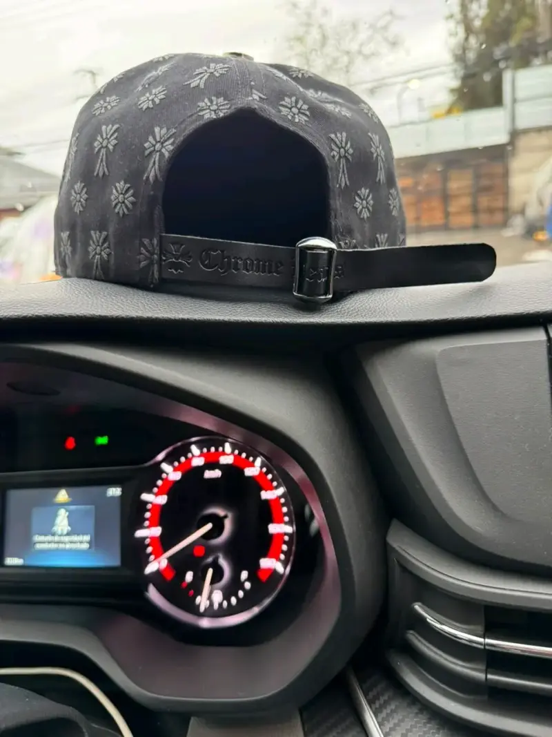 Jockey chrome hearts - 2