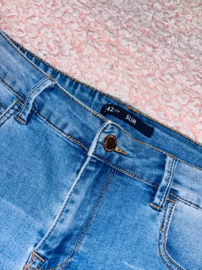 Short de mezclilla azul - miniatura 1