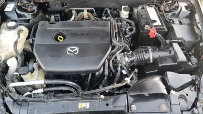 Mazda 6 americano 2010 sedán negro en buen estado - miniatura 6