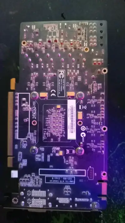 Tarjeta gráfica Zotac gtx 560ti 1gb gdrr5 - miniatura 2