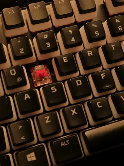 Teclado mecánico HyperX Alloy Elite 2 RGB - miniatura 5